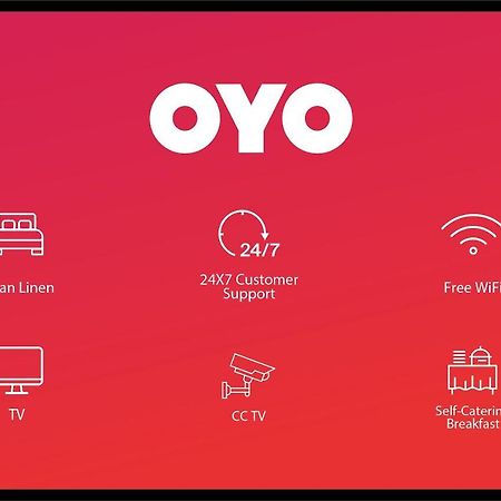 Oyo 62220 Hotel Stay Inn Kalyān Esterno foto