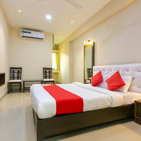 Oyo 62220 Hotel Stay Inn Kalyān Esterno foto