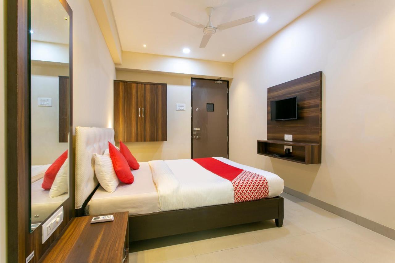 Oyo 62220 Hotel Stay Inn Kalyān Esterno foto