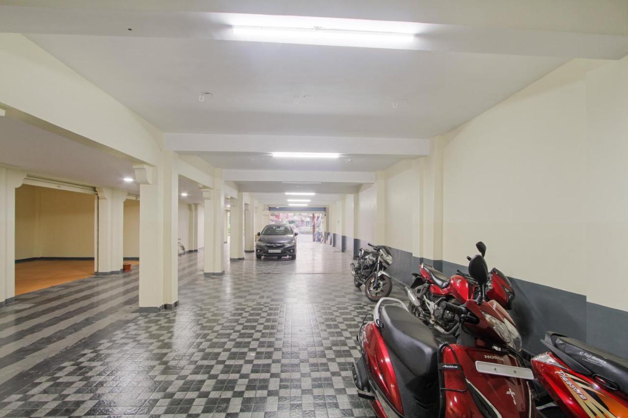 Oyo 62220 Hotel Stay Inn Kalyān Esterno foto