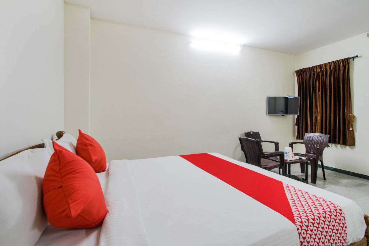 Oyo 62220 Hotel Stay Inn Kalyān Esterno foto