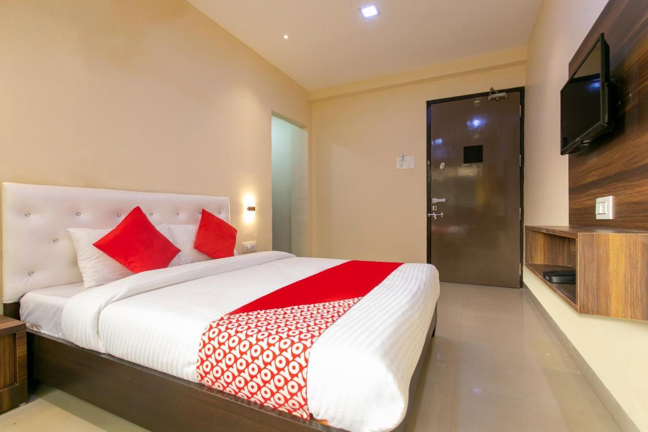 Oyo 62220 Hotel Stay Inn Kalyān Esterno foto